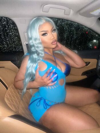 Full leaked Iamskylarmarie page private onlyfans photo