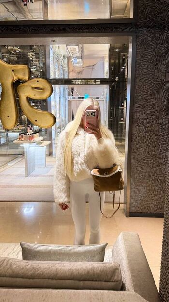 Full leaked Iamvikaap m private onlyfans photo