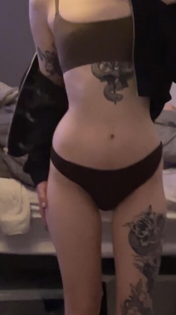 Full leaked Iceinmyblood private onlyfans photo