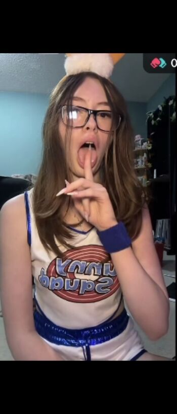Full leaked Iceyqueen private onlyfans photo
