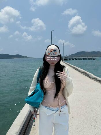 Full leaked Idontwannabeyouanymore private onlyfans photo