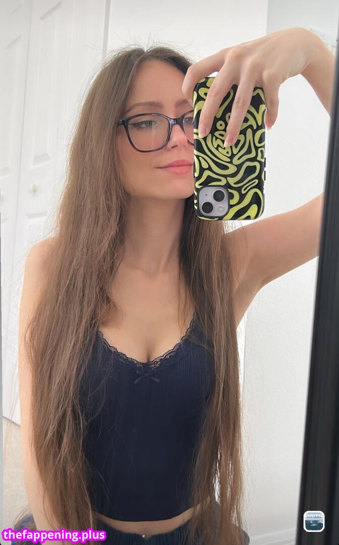 https: / iiiZwerg Foto OnlyFans Nuda #81