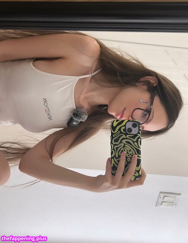 https: / iiiZwerg Naken OnlyFans Foto #90