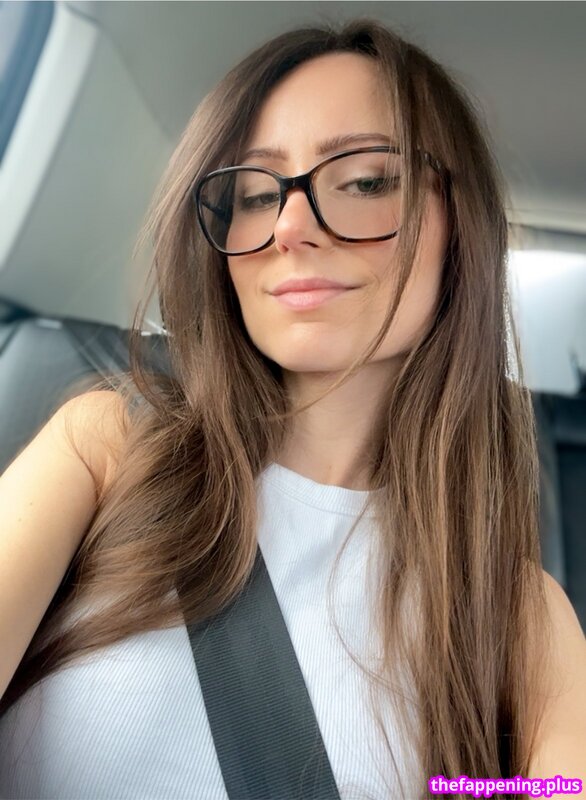 https: / iiiZwerg Fotografie OnlyFans Dezbrăcată #96