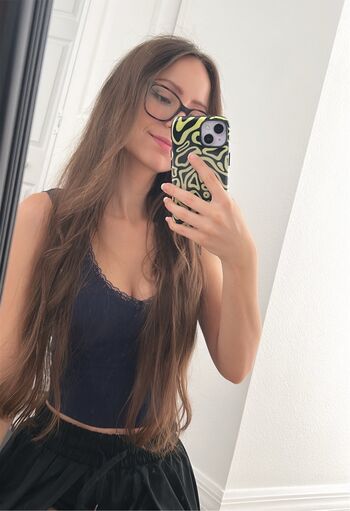 Full leaked Iiizwerg private onlyfans photo