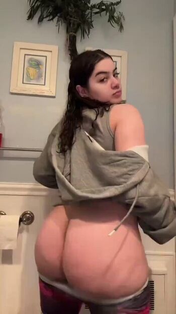 Full leaked Iinclyth private onlyfans photo