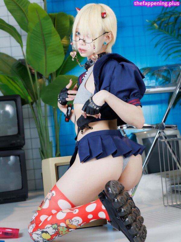 Iiniku Ushijima / prdtrt_shop Foto OnlyFans Nuda #26