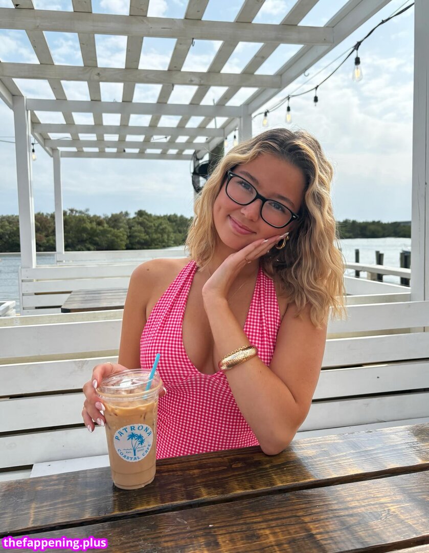 iisabellarosee / iisabellaroseeee / isabella rose / isabellagabbard Çıplak OnlyFans Fotoğrafı #20