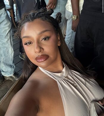 Full leaked Iixelevol private onlyfans photo