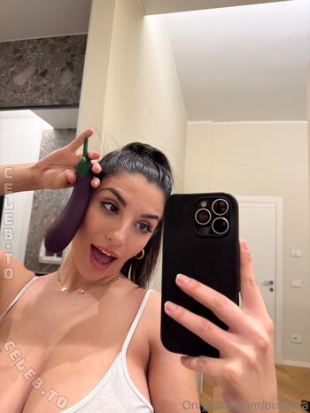 Full leaked Ika dauria  page private onlyfans photo