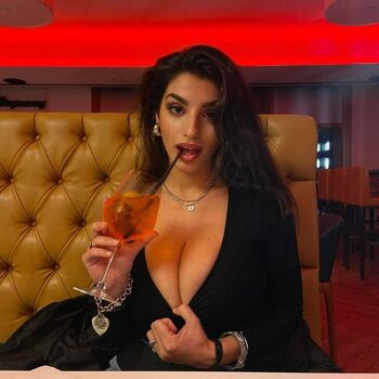 Full leaked Ika dauria  page private onlyfans photo