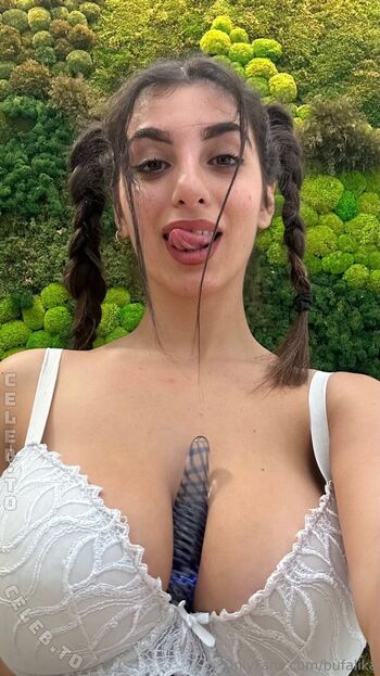 Full leaked Ika dauria  page private onlyfans photo