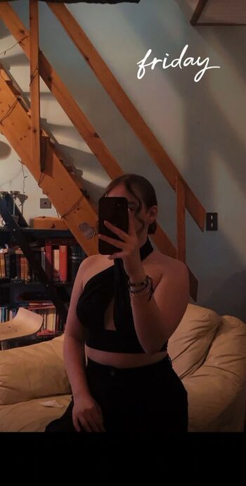 Full leaked Illona delalande private onlyfans photo