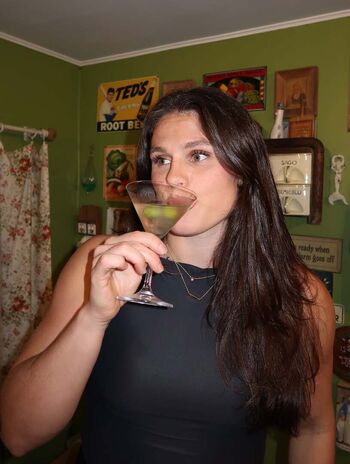 Full leaked Ilona maher page private onlyfans photo