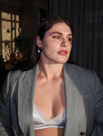 Full leaked Ilona maher private onlyfans photo