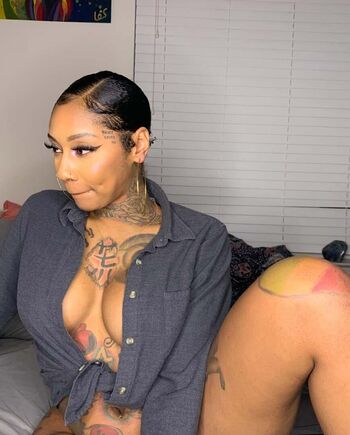 Full leaked Ilovenikkisweets private onlyfans photo