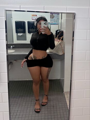 Iluvcinnie