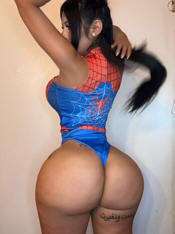 Full leaked Iluvcinnie private onlyfans photo