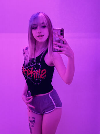 Full leaked Iluvmeww page private onlyfans photo