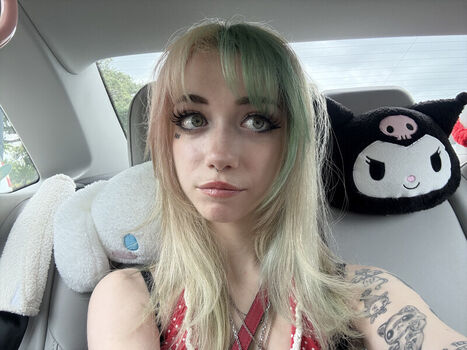 Full leaked Iluvmeww private onlyfans photo