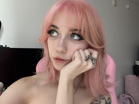 Full leaked Iluvmeww page private onlyfans photo
