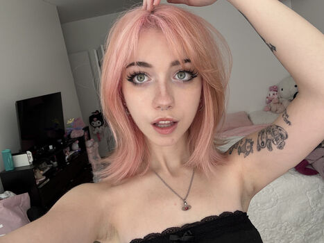 Full leaked Iluvmeww page private onlyfans photo
