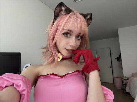 Full leaked Iluvmeww page private onlyfans photo
