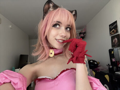 Full leaked Iluvmeww page private onlyfans photo