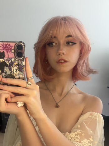 Full leaked Iluvmeww private onlyfans photo