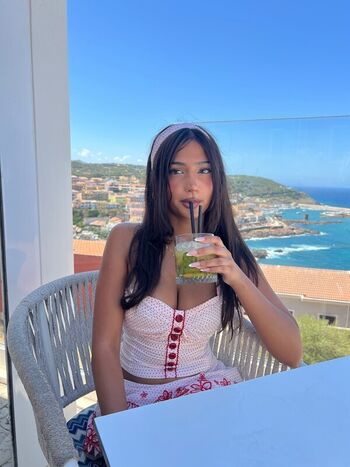 Full leaked Imanimalikaa page private onlyfans photo