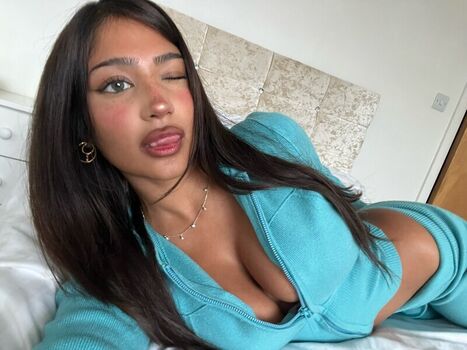 Full leaked Imanimalikaa private onlyfans photo