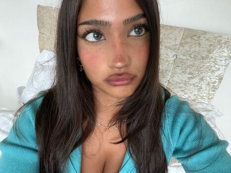 Full leaked Imanimalikaa private onlyfans photo