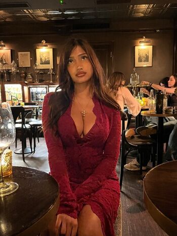 Full leaked Imanimalikaa private onlyfans photo