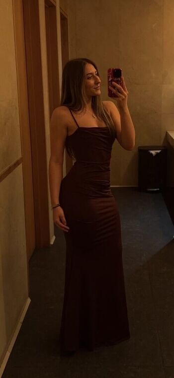 Full leaked Imannaamara page private onlyfans photo
