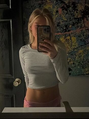 Full leaked Iminsideyu private onlyfans photo