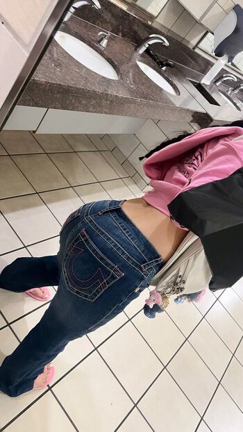 Full leaked Imsodeadd private onlyfans photo