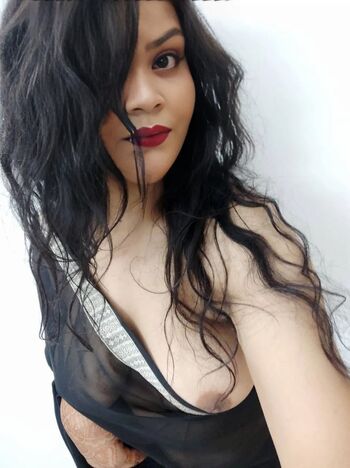 Full leaked Indian exhibition page private onlyfans photo