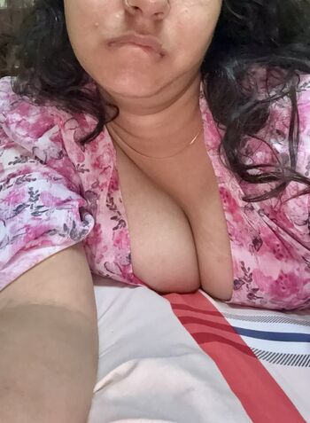 Full leaked Indian naughty stuff page private onlyfans photo