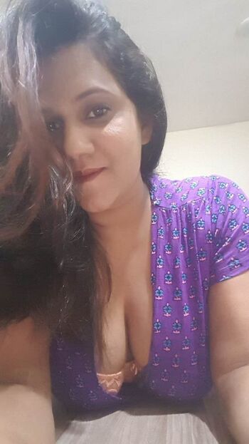 Full leaked Indian naughty stuff private onlyfans photo