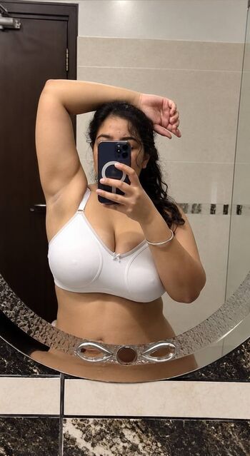 Full leaked Indian naughty stuff page private onlyfans photo