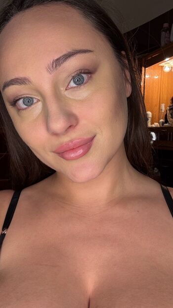 Full leaked Innaluve page private onlyfans photo