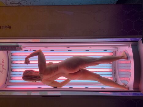 Full leaked Intrigued wife private onlyfans photo