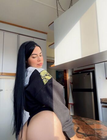 Full leaked Intrusaaa private onlyfans photo