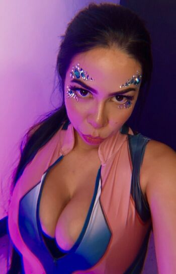 Full leaked Intrusaaa private onlyfans photo