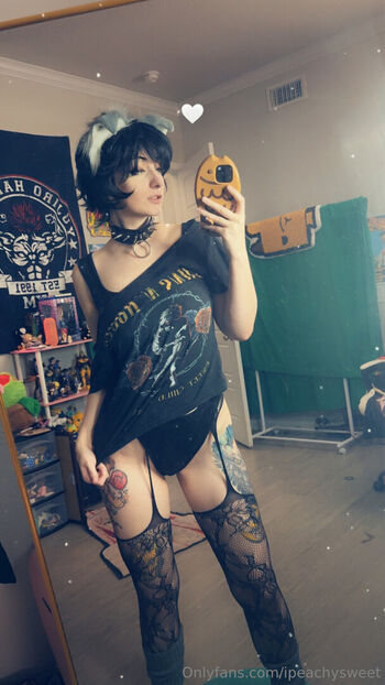 Full leaked Ipeachysweet page private onlyfans photo