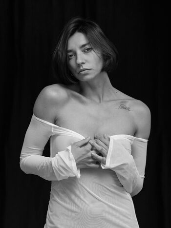 Full leaked Ireenel page private onlyfans photo