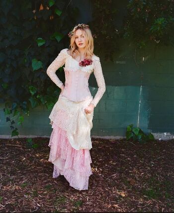 Full leaked Iris apatow page private onlyfans photo