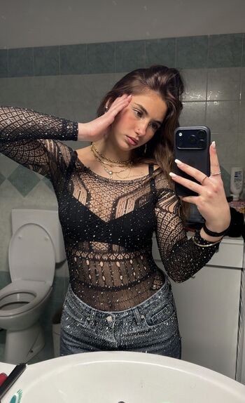 Iris Vallarani