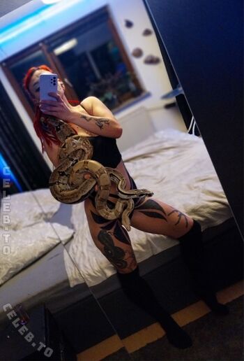 Full leaked Iry rose private onlyfans photo