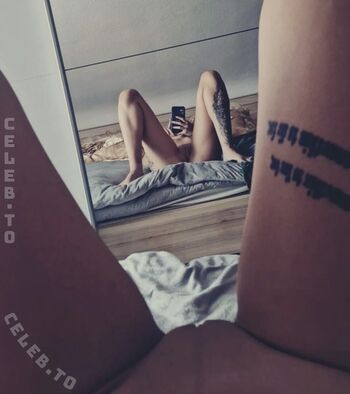 Full leaked Is bella private onlyfans photo